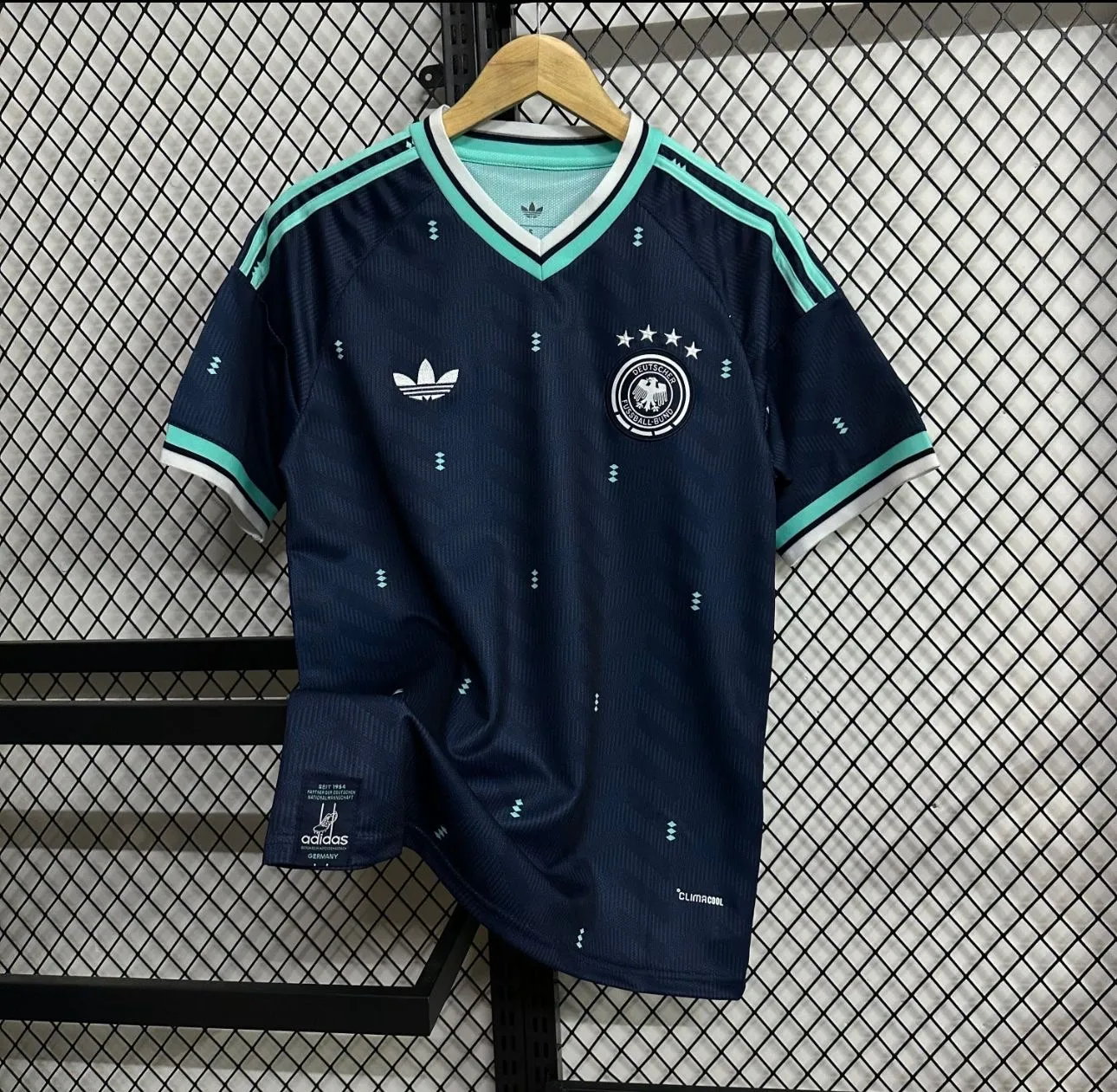 5e9942f6 e540 49fa 8648 bc55a68d8fe5