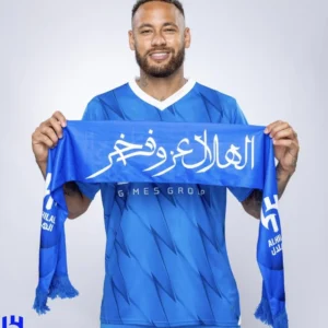 شال الهلال عز وفخر