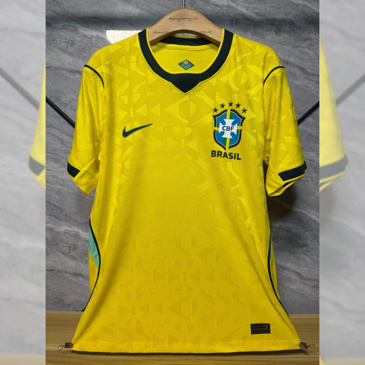 تيشيرت البرازيل الاساسي لاعبين 2026-2027