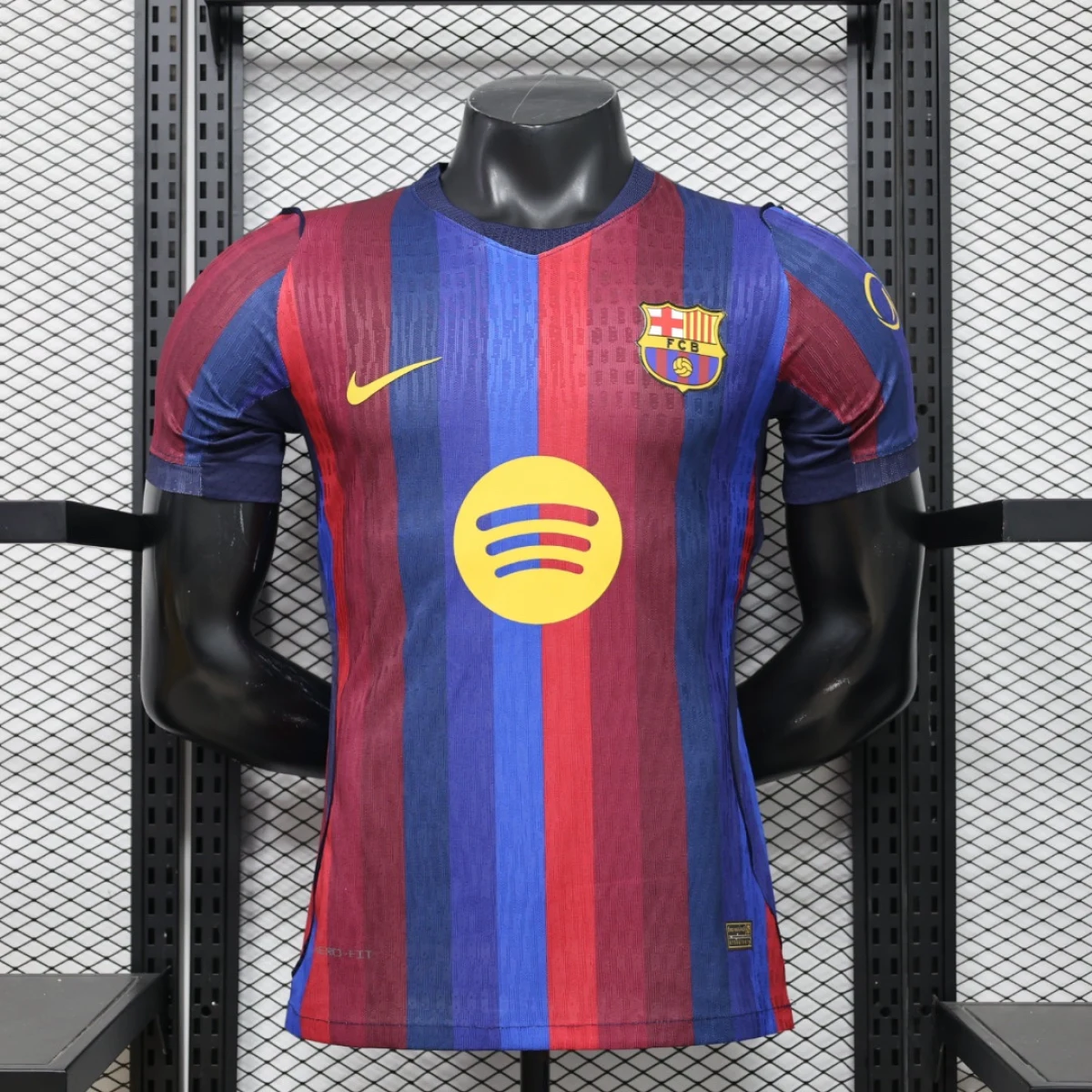 برشلونة الاساسي(لاعبين) بشعار الابطال 2026-2027